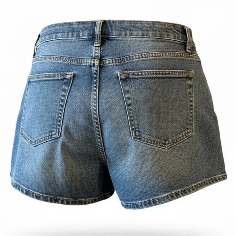 No Boundaries Women's Classic Blue Jean Shorts, NEW - Picture 3 of 3
